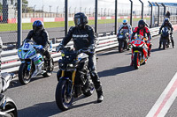 Middle Group Silver_Grey Bikes